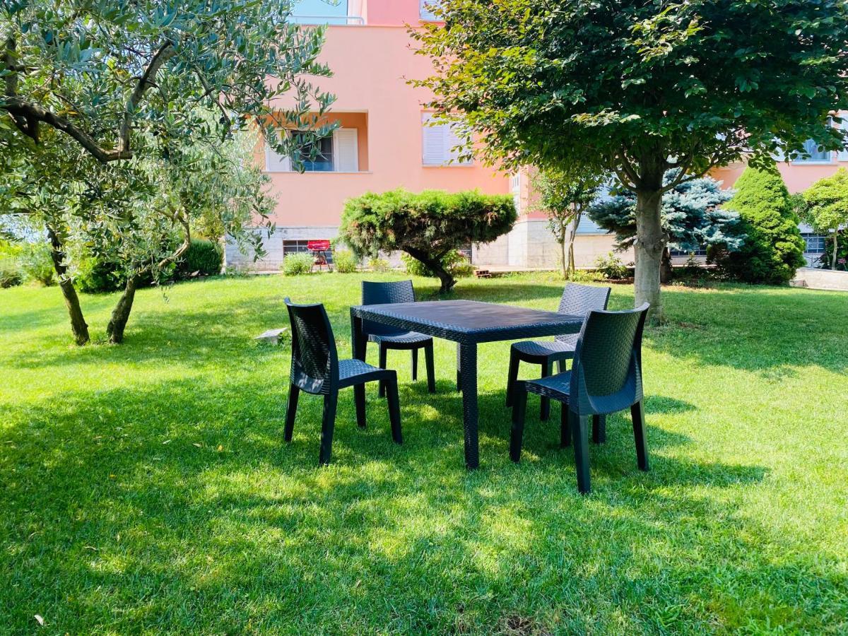 Casa Cino Apartment Umag Exterior photo